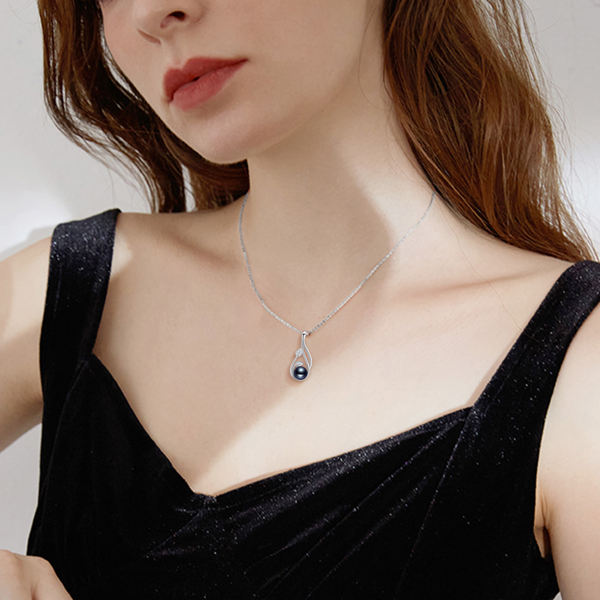 Women's 925 Sterling Silver Black Pearl Necklace with Synthetic Zirconia